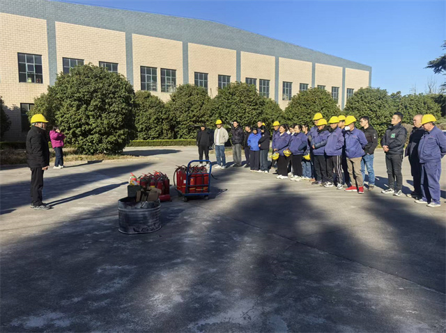 消防演练不松懈，安全意识入人心